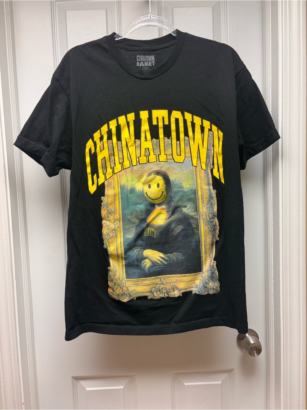 Chinatown Market Smiley Mona Lisa Graphic T-Shirt Black Men’s Size Large